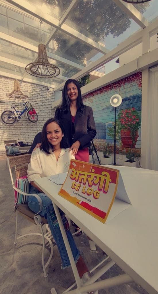 Neha Raj with the Booknerds community at a book event