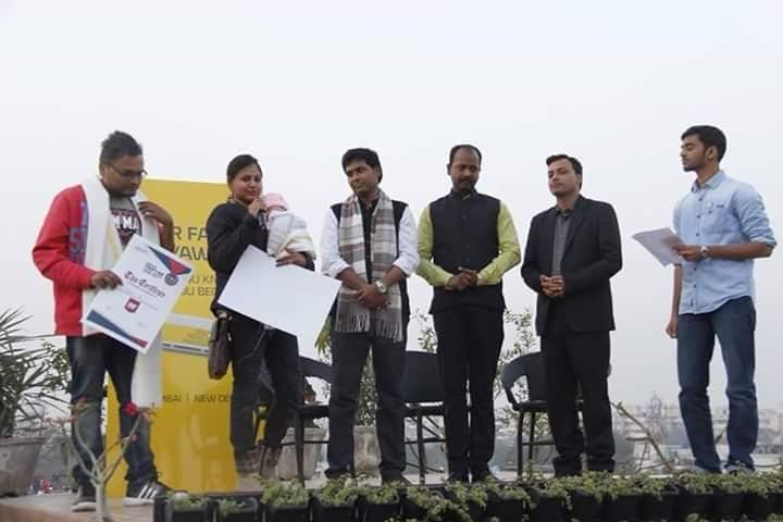 Neha Raj with the Booknerds community at a book event